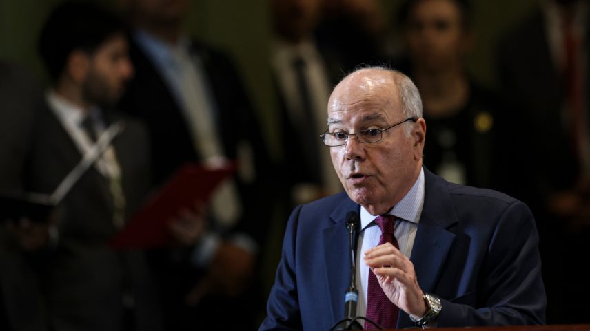 Em documento, Mauro Vieira aponta que decisão dos EUA abre risco de sanção a pessoas comuns