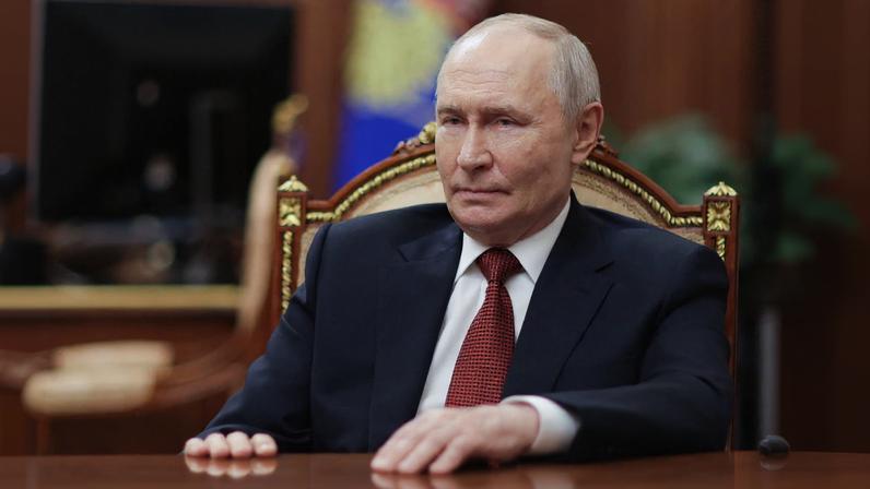 Putin admite escassez de combustível após ataques da Ucrânia