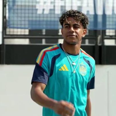 Yamal treina com a Espanha antes da estreia contra Cabo Verde