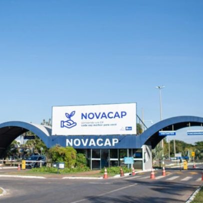 Caminhoneiros se reúnem em assembleia para cobrar pagamentos da Novacap