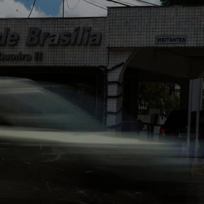 Vizinhos de Bolsonaro reclamam de multas de viatura da PM