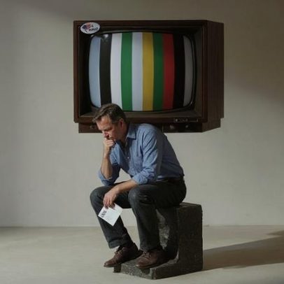 Eleição discute uso de cores: Casa Branca, cavalo preto e amarelo