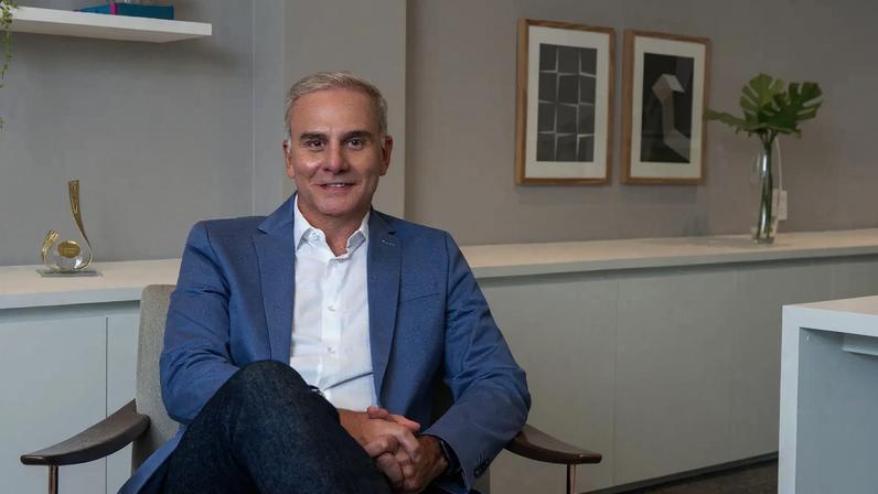 Carlênio Castelo Branco, CEO da Senior: aquisição da Salú fortalece o ecossistema de gestão de pessoas da companhia e amplia a atuação em saúde ocupacional. (Foto: Divulgação)