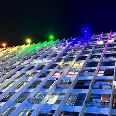 STM se ilumina para homenagear o Orgulho pela primeira vez em 200+ anos