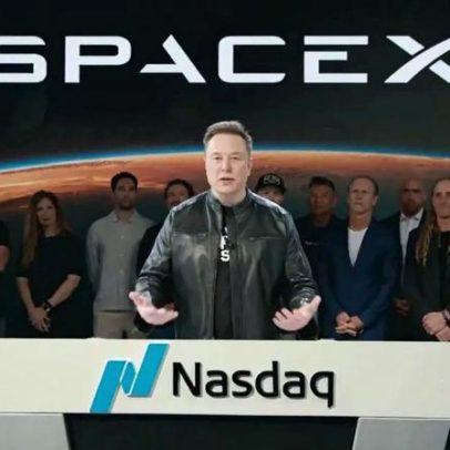 SpaceX realiza maior IPO da história e passa a negociar ações