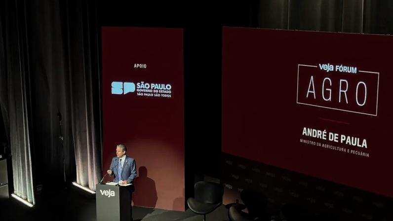 O ministro afirmou ainda que o governo pretende triplicar os investimentos voltados para insumos agrícolas (Bruno Andrade/VEJA)