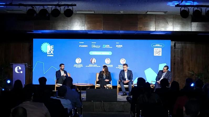Lucas Amorim (EXAME), Mônica Hauck (Sólides) Rodrigo Tavares (Localiza) e Raphael Lafetá (MRV): ambição, fracasso e visão de longo prazo no bate-papo sobre futuro dos negócios (Eduardo Frazão/Exame)