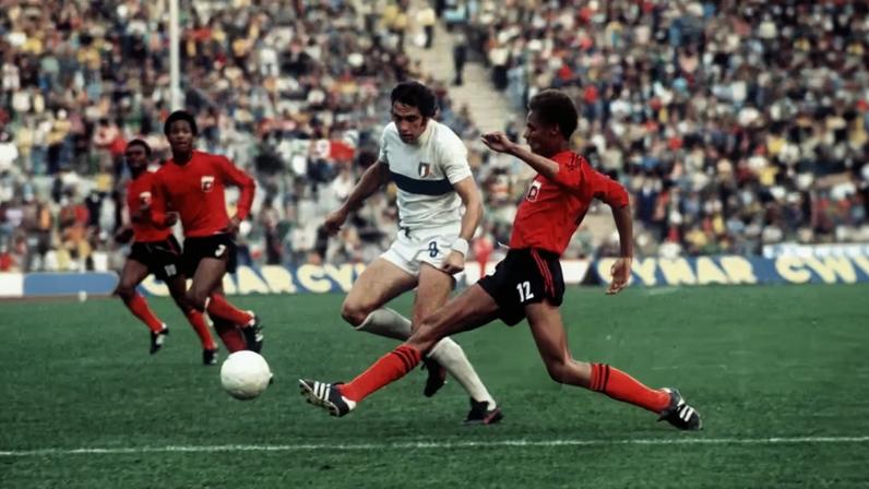 O Haiti joga contra a Itália, em 1974: gol histórico (Photo by Istvan Bajzat/picture alliance via Getty Images/Getty Images)
