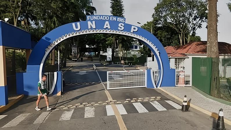 Fachada da UNASP em São Paulo, na região Capão Redondo