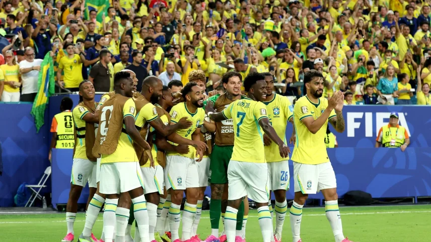 Brasil vence a Escócia com retorno de Neymar e show de Vinicius Júnior
