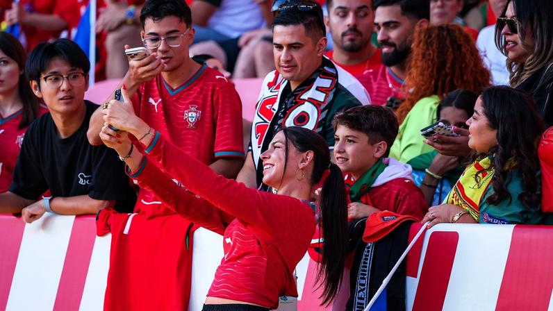 LEIRIA PORTUGAL JUNE 10 Influencer Celine Dept takes selfies with Portugal supporters during the International Friendly...