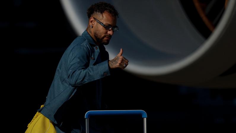 Neymar deve estrear no jogo contra o Haiti