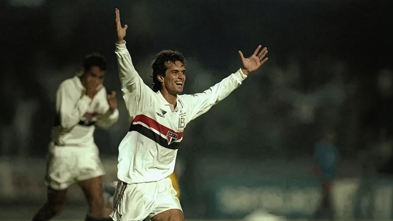 Fui feliz demais no São Paulo. Telê Santana foi rígido. Mas nos aprimorou. E fez história