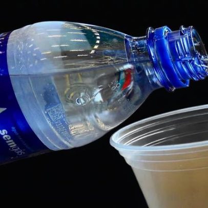 Como identificar lote de água contaminada da Crystal suspenso pela Anvisa