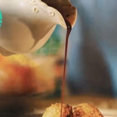 Aprenda a fazer bolinho de tapioca em um minuto