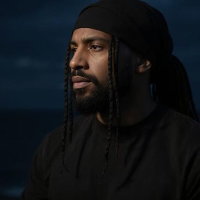 Músico e compositor Talay Riley morre aos 35 anos em Londres