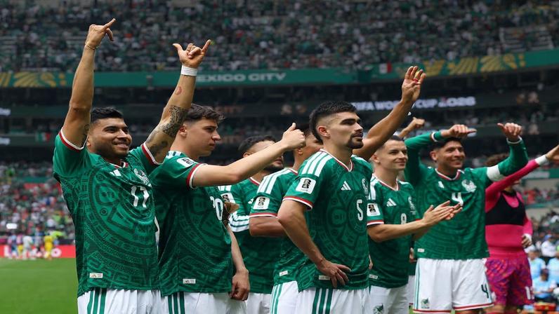 Soccer Football - FIFA World Cup 2026 - Group A - Mexico v South Africa - Estadio Azteca, Mexico City, Mexico - June 11, 2026 Mexico's Orbelin Pineda and teammates celebrate with fans after the match REUTERS/Pawel Kopczynski