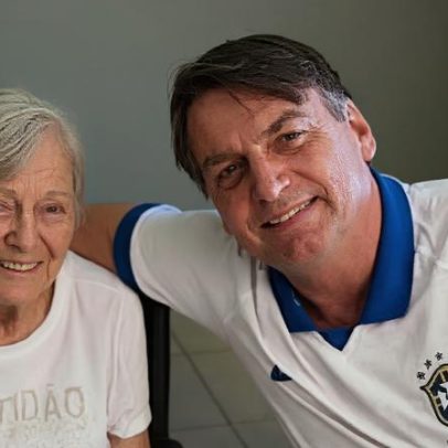Viaduto em SP recebe o nome da mãe de Bolsonaro após sanção de lei