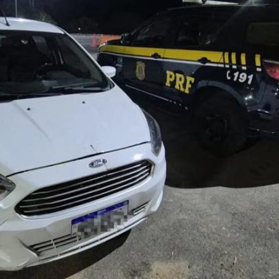 Homem sem CNH é preso com carro furtado na BR-262, em Bom Despacho (MG)