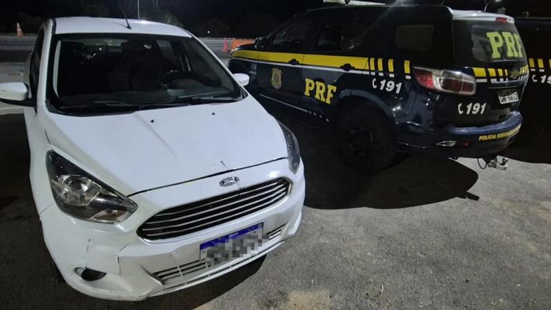 Homem foi abordado pela polícia ao fazer ultrapassagem proibida