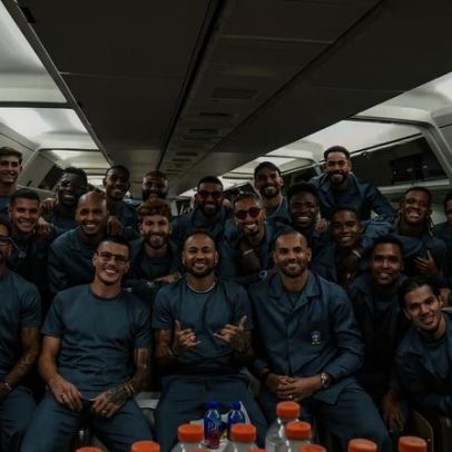 Uniformes da seleção na Copa: críticas na internet chamam de roupa de hospital