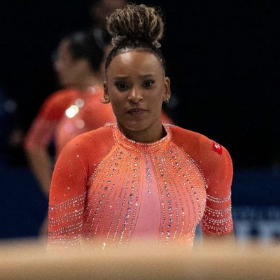 Rebeca Andrade vence ouro na primeira competição após pausa