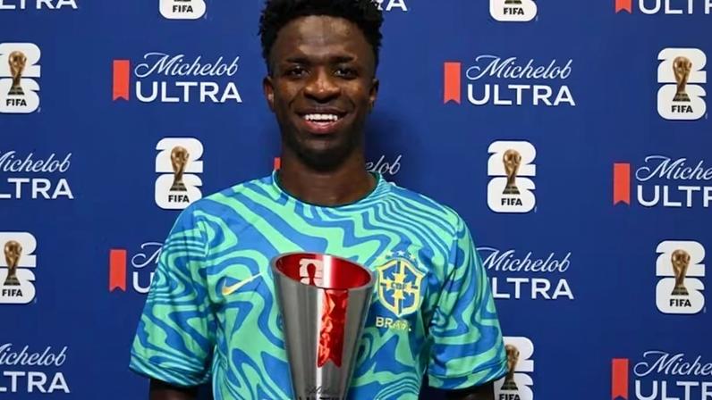 Vini Jr. é eleito melhor em campo na estreia do Brasil na Copa