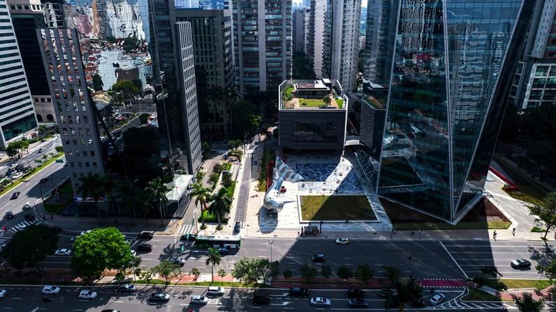 Birmann 32, conhecido como o “prédio da baleia”: maior parte do bloco deixado pelo Master já está ocupada, segundo executiva da JLL. (Foto: ADVTP / Shutterstock.com)