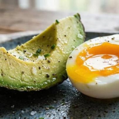 Jejum intermitente funciona melhor com janela rica em proteínas e gorduras boas