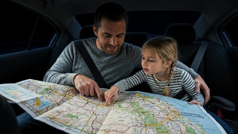 Mapas de papel em viagens ampliam compreensão de macro-cenários mais que IA