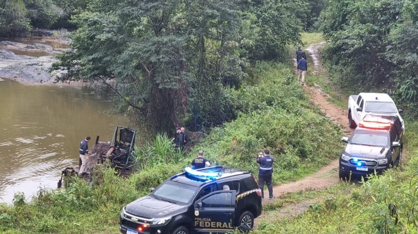 Investigação da PF identificou extração ilegal de areia às margens do Rio Paraíba