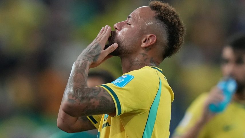 Neymar mostrou qualidade mesmo jogando somente 14 minutos contra a Escócia na Copa do Mundo, e voltando de lesão.