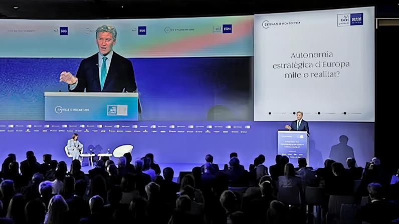 El líder del PP, Alberto Núñez Feijóo, en el Cercle d'Economia en Barcelona.