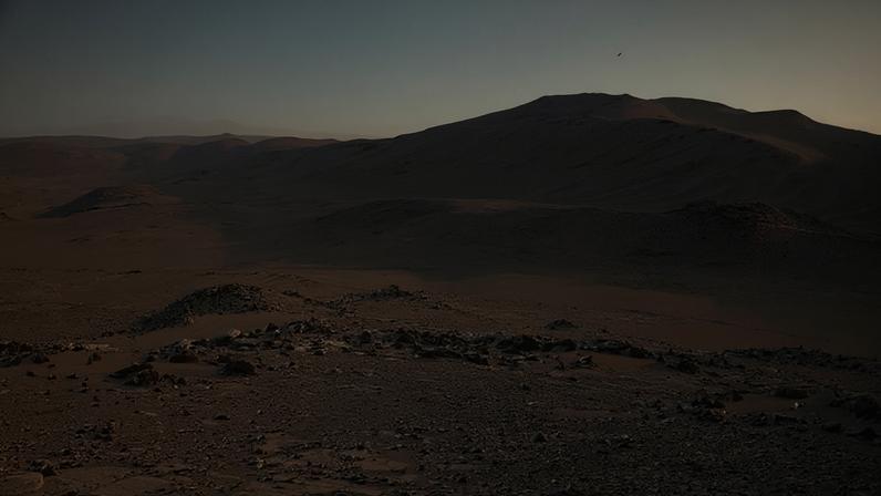 Perseverance registrou esta vista marciana com sua Navcam esquerda em 17 de junho de 2026. (Imagem: NASA/JPL-Caltech)