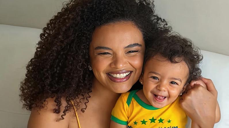 Lucy Ramos faz chá de revelação e anuncia sexo do bebê