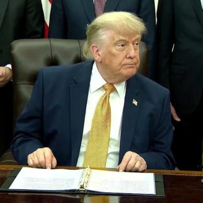 Trump diz que Irã negou cobrança em Ormuz e ameaça encerrar negociações
