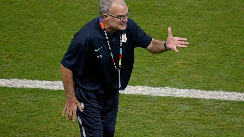 Marcelo Bielsa lamentou a eliminação do Uruguai.