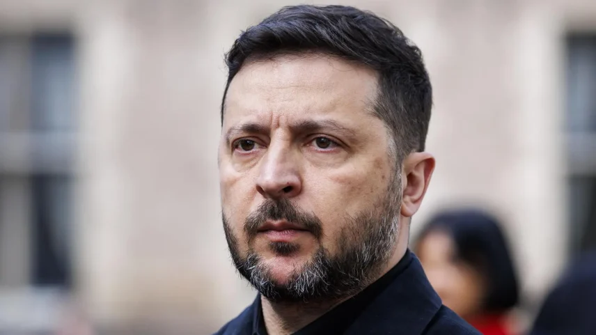 Presidente da Ucrânia, Volodymyr Zelensky, quer se encontrar com Vladimir Putin em país neutro. (Foto: EFE/EPA/ROBIN VAN LONKHUIJSEN)