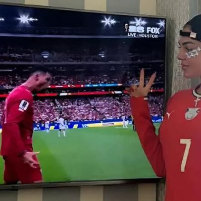 Georgina Rodríguez celebra pela TV o primeiro gol de Cristiano Ronaldo