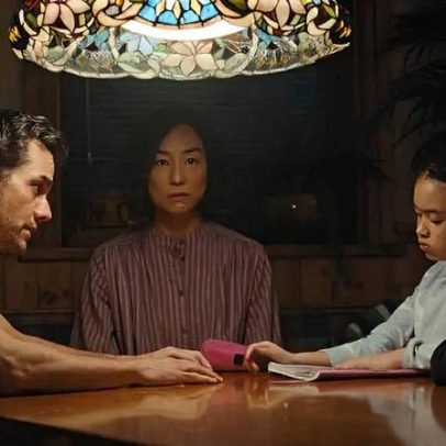 Filme de terror com Wagner Moura e Greta Lee ganha 1º trailer
