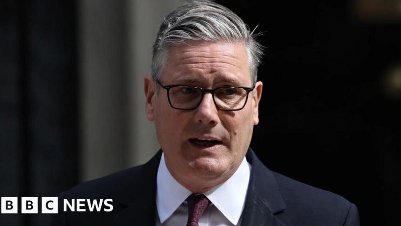 Starmer renuncia à liderança do Labour e abre caminho para disputa pelo premiê
