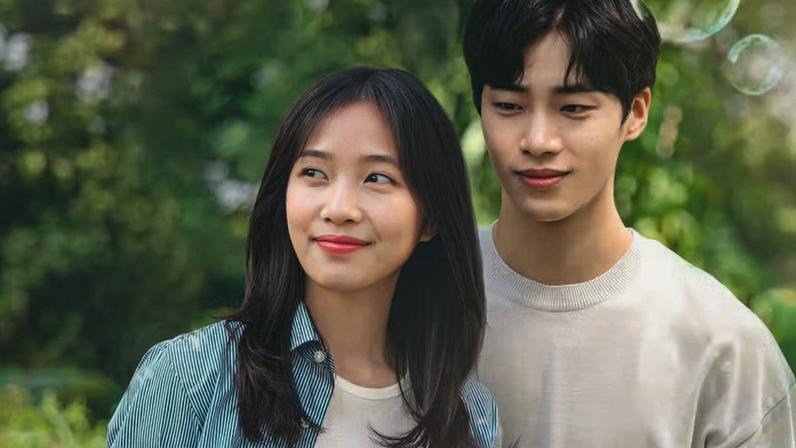 Amor Rural é um dos 10 doramas como O Amor Não Está Esgotado, mas ainda melhores — Foto: Divulgação/Netflix