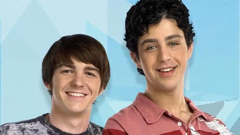 Drake Bell e Josh Peck na série 'Drake & Josh' — Foto: Divulgação