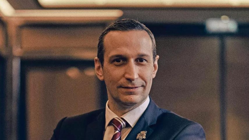 O melhor sommelier da França, Xavier Thuizat, enfrenta as novas tecnologias