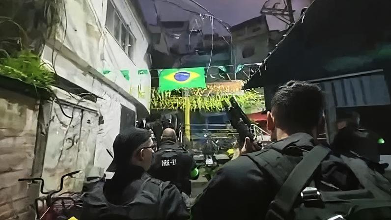 Polícia Civil mira Comando vermelho no Rio de Janeiro nesta manhã (23)