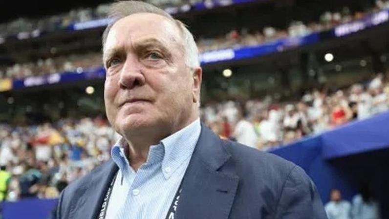 Dick Advocaat, técnico holandês de Curaçao