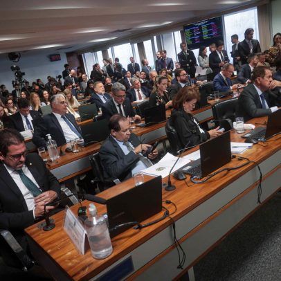 CCJ do Senado aprova PEC que concede autonomia financeira ao Banco Central