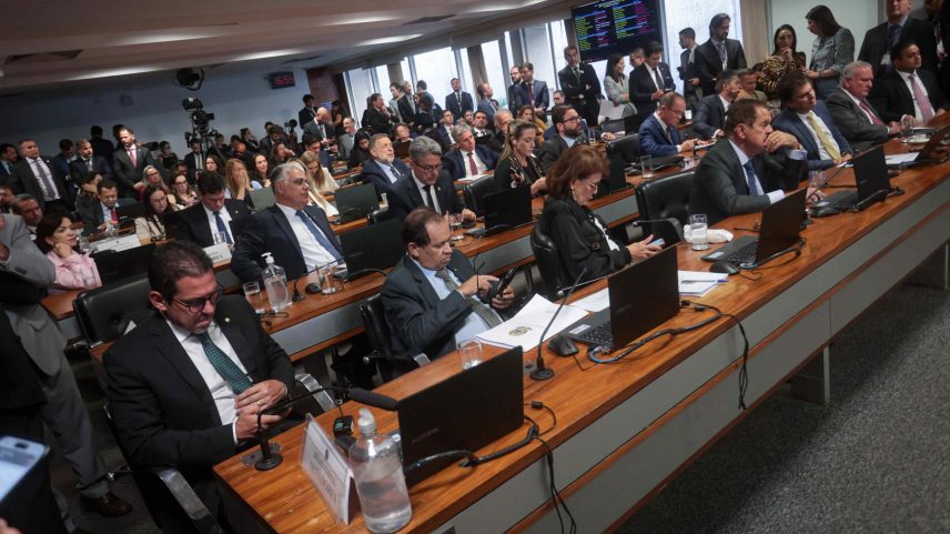 advogado-geral-da-uniao-jorge-messias-indicado-pelo-presidente-lula-ao-stf-passa-por-sabatina-na-ccj-do-senado-metropoles-5