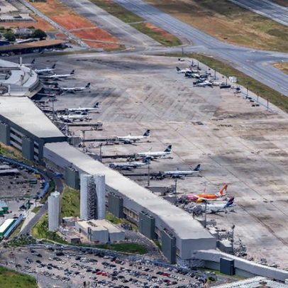 Aeroporto de BH retoma operações após nevoeiro e cancelamento de 27 voos