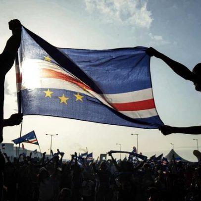 Cabo-verdiano escolhe figurinha de Raphinha e brinca que Brasil é Cabo Verde